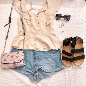 Summer wedges